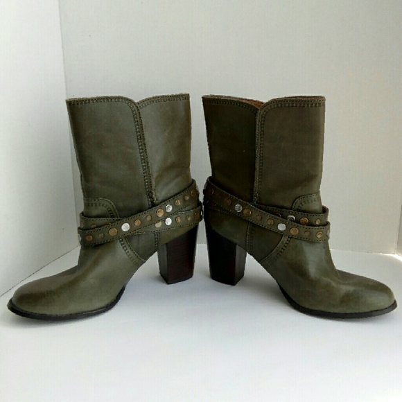 Fossil embellished strap ankle booties - Picture 2 of 8